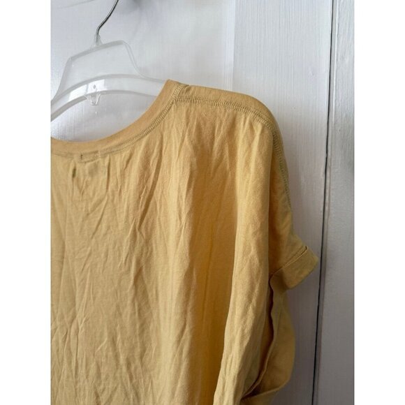 Abercrombie and Fitch women’s size large out of office T-shirt - Picture 9 of 9